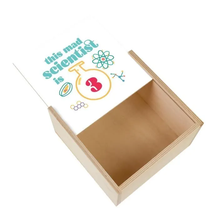 Boite Coffret en Bois - This Mad Scientist is 3 Anniversaire Celebration Cadeau Anglais Science Theme  (11 x 11 x 3,5 cm)-0