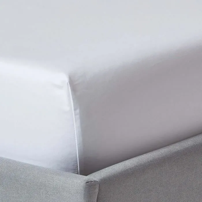 Drap housse 150x200 cm Bonnet 30 cm et jupe élastique 100% satin de coton égyptien 1000 fils Coloris Blanc-0