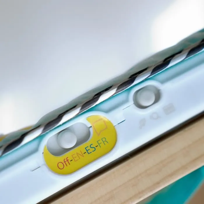 BABY EINSTEIN Jouet musical pour bébé, clavier Ocean Explorers Neptune la tortue, découverte chiffres, formes et couleurs, 3-7