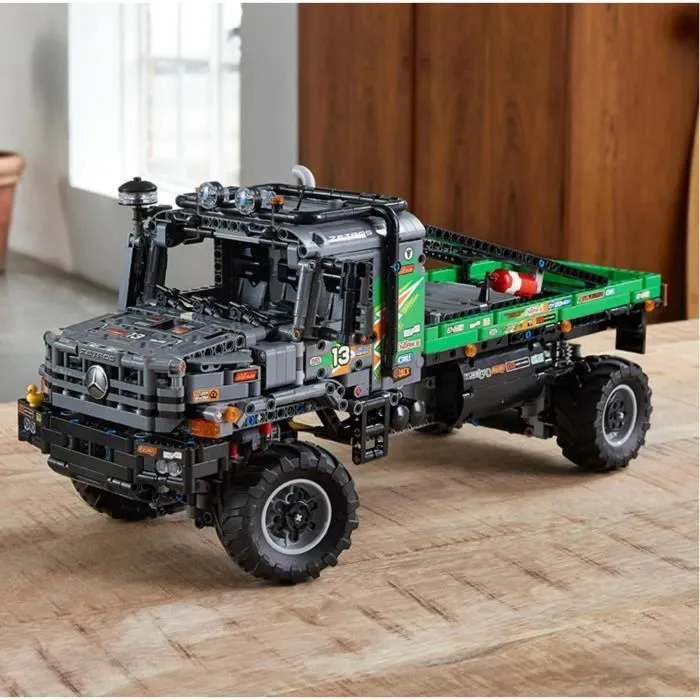 LEGO® Technic Le Camion d’Essai 4x4 Mercedes-Benz Zetros 42129 - Contrôle via Application-1