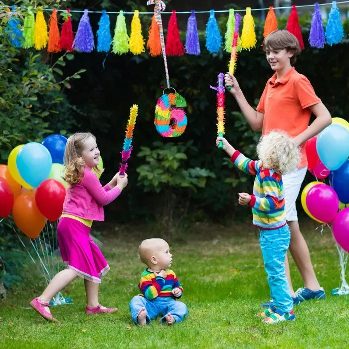 Relaxdays Mini pinata chiffre 6, arc-en-ciel, HxLxP: 20,5 x 15 x 4,5 cm, pour enfants, à remplir, multicolore-1