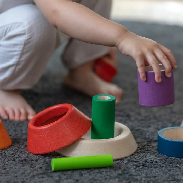 Plan Toys - Pyramide à empiler et à encastrer - TROUSSELIER-2