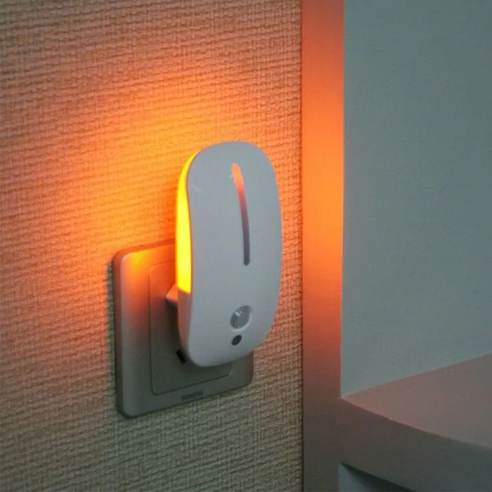 TD® Veilleuse Lampe LED Lumière de Nuit Douille Capteur Détecteur Mouvement, Lampe D'Orientation Jaune Chaud-1
