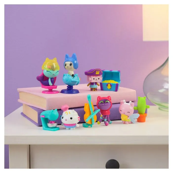 Gabby's Dollhouse Baby Box Cat-4