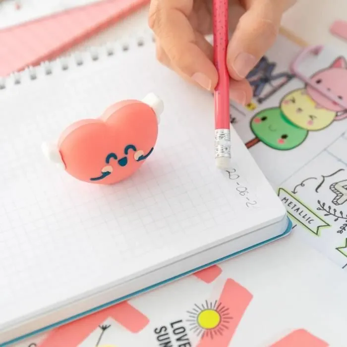 Crayon crayon et taille-crayon - cœur ailé Mr. Wonderful - rouge - TU-2