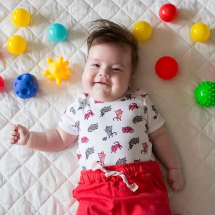 Coffret de 5 balles bébé - éveil sensoriel-1