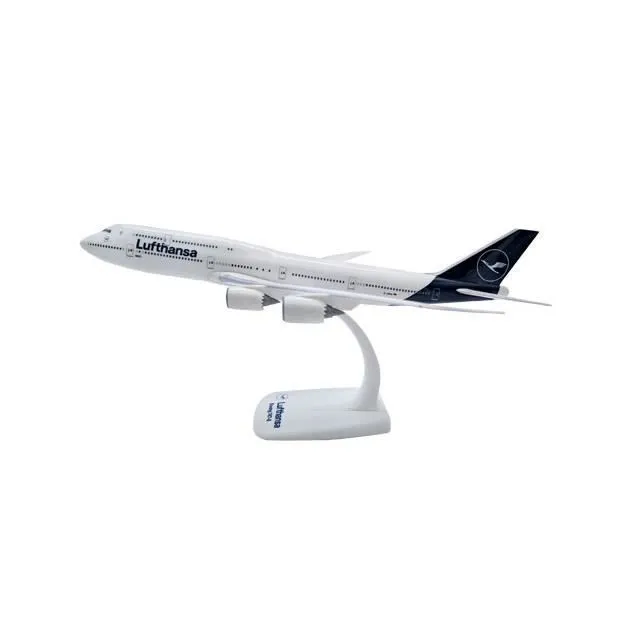 Kit prépeint - Boeing 747 -8 Intercontinental Lufthansa D-ABYA Branderburg 30.5 cm - avion à emboiter 1/250 Herpa-0