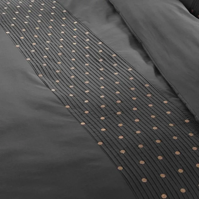 Taie d'oreille brodée 100% coton luxe 57 fils 63 x 63 cm Agathe Anthracite-1