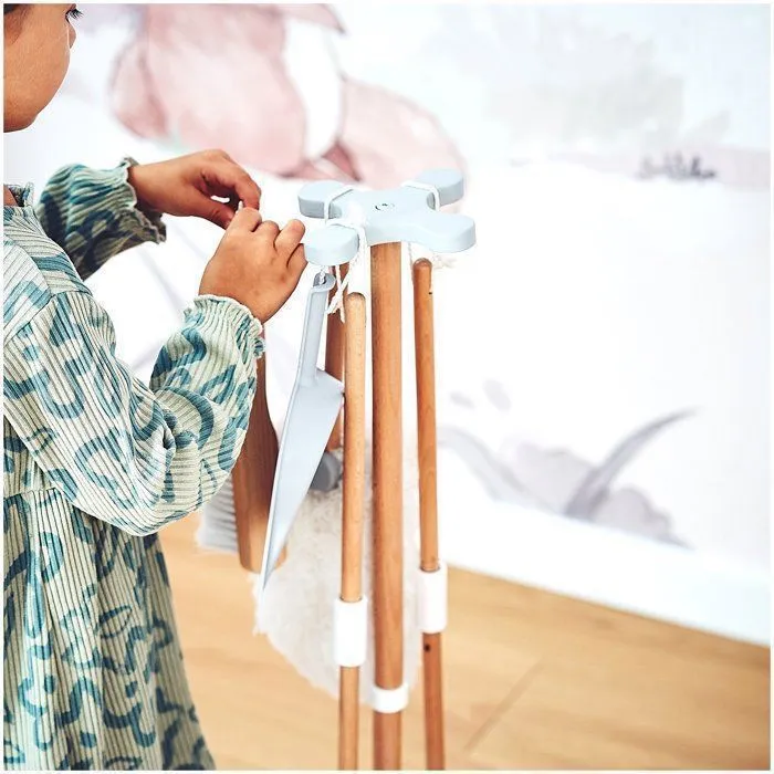 Mamabrum kit de Nettoyage en Bois Enfant , Jouet d'imitation- support de Rangement, pelle, Balai, vadrouille Tampon Doux, plumeau-5