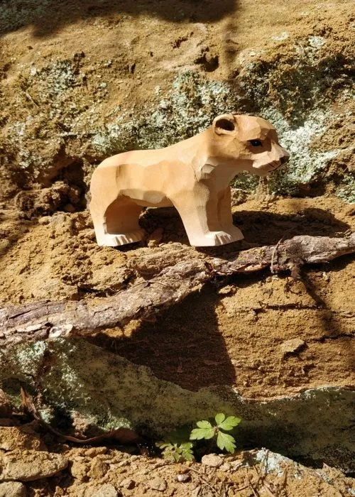 Wudimals - Figurine Lionceau en bois - K-PLAY-1