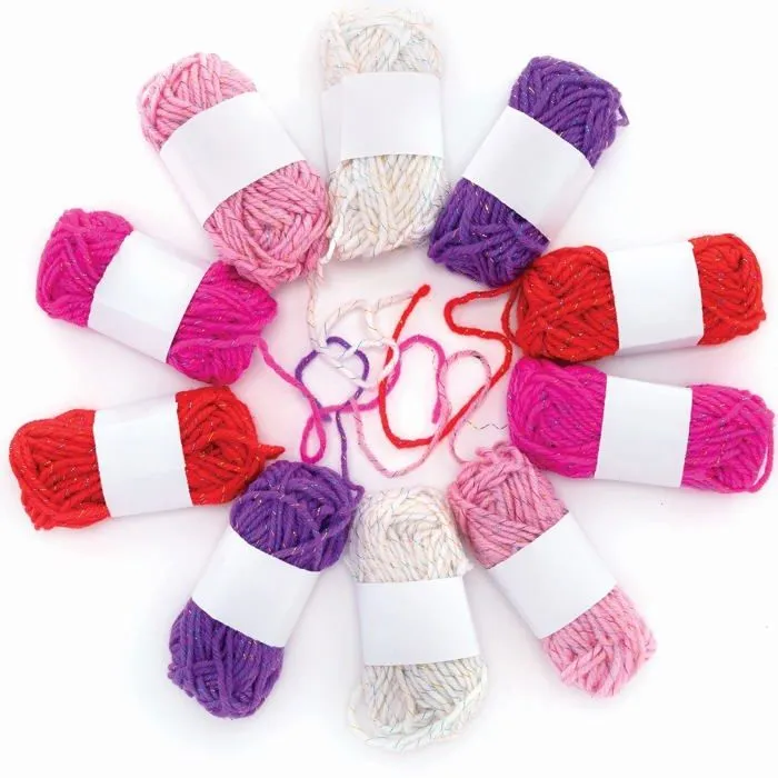 Pelotes de laine pailletée - Baker Ross - FC314 - Lot de 10 - Rouge, rose et violet - 3 mm d'épaisseur-0
