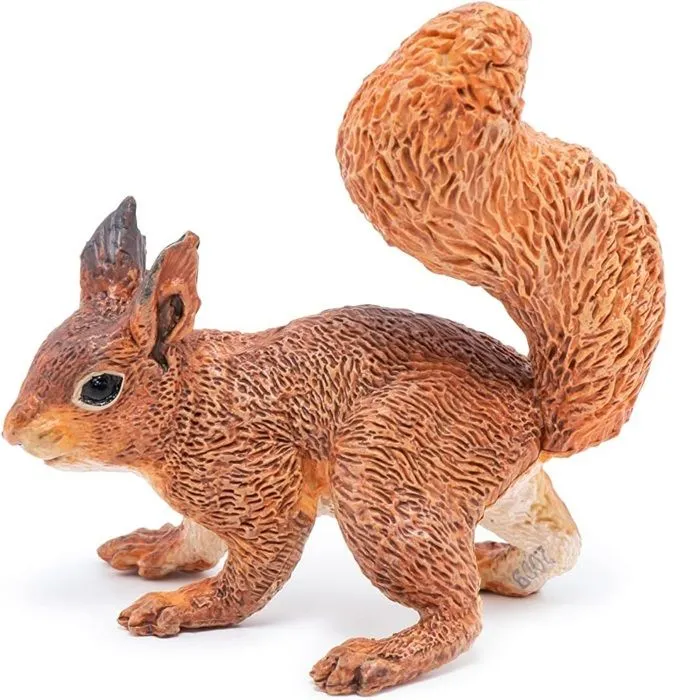 Figurine Ecureuil-1