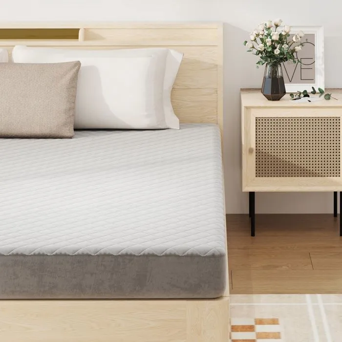 COSTWAY Matelas Queen 140 x 200 cm, Surmatelas Multi-Couches en Velours avec Rembourrage en Éponge, Fond Antidérapant-0