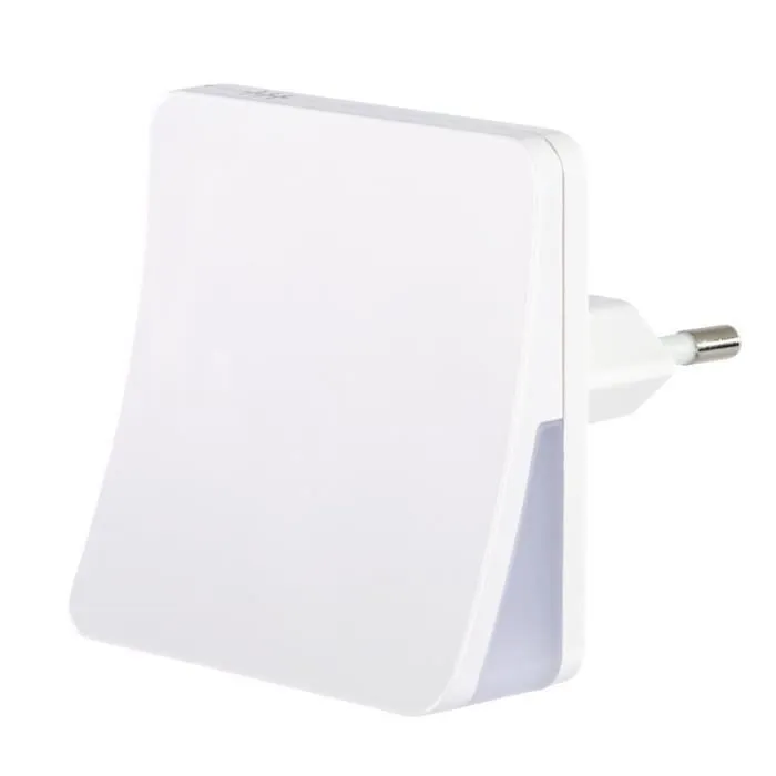 VEILLEUSE LED ''DAYNIGHT SENSOR'' PR PRISE, CAPT. DE NUIT, LUMIÈRE CHD-0