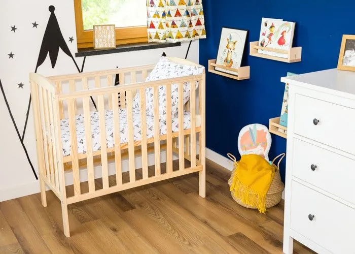 Lit Bébé Éléphant Style Scandinave Moderne en Bois natruel (100x50cm) : Douceur et Confort pour les Tout-Petits - Bois-2