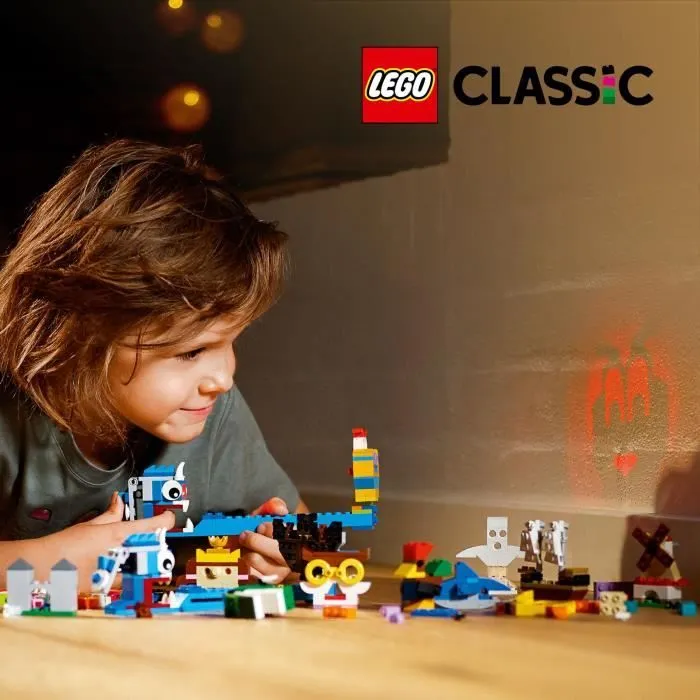 LEGO® Classic 11009 Briques et lumières - Jouets Créatifs de Construction, Théâtre d’ombres pour Enfants de 5 ans et +-4