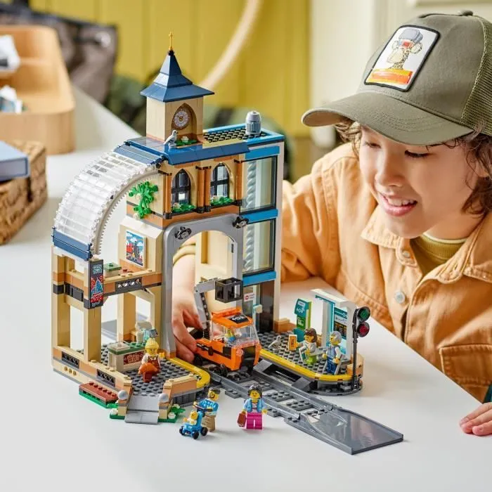 LEGO City 60469 La Gare Centrale - Jeu de Construction pour Garçon ou Fille dès 7 ans-4