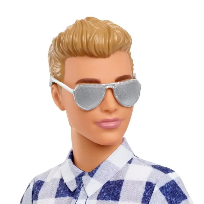 Poupée Barbie Ken Camping - 3 ans et + - Chemisette à carreaux, jean, paire de tennis - 6 accessoires inclus-2