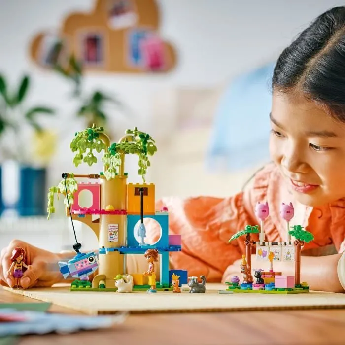 LEGO Friends 42666 La Fête d’Anniversaire et l’Arbre à Chats - Jeu pour Fille dès 6 Ans-4