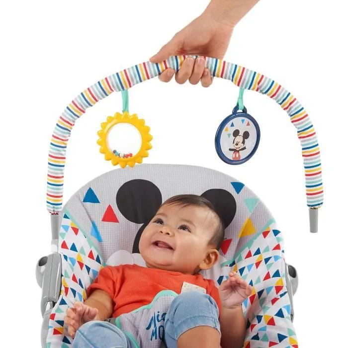 DISNEY BABY Transat Mickey Triangles Multicolores, Vibrations, 2 Jouets, Harnais 3 point d'attache, Lavable en machine-4