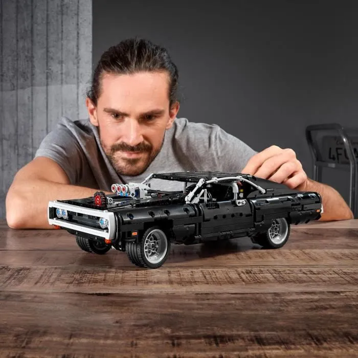 LEGO® Technic 42111 La Dodge Charger de Dom, Maquette Voiture de Course à Construire Fast and Furious, Idée Cadeau-1