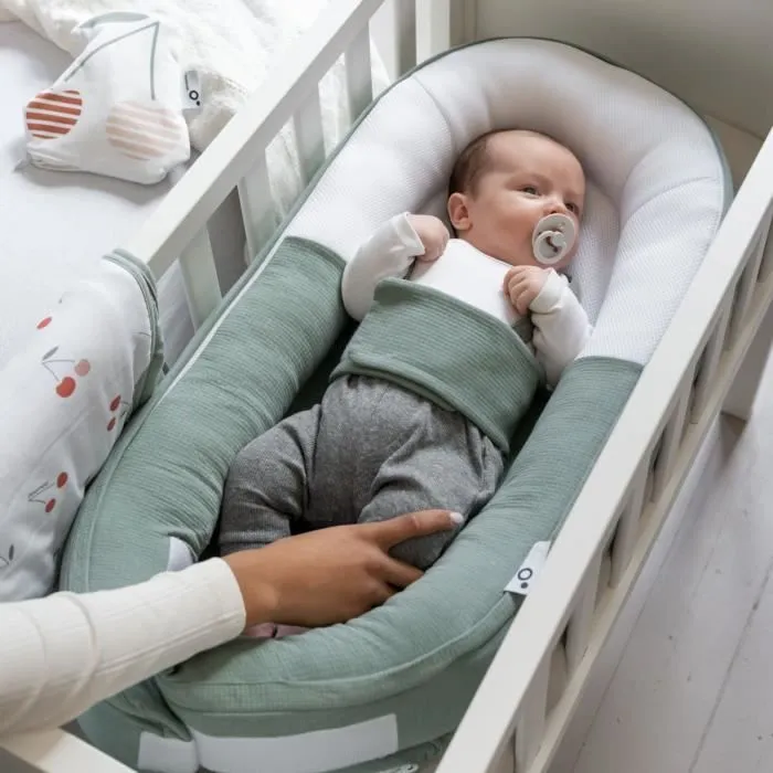 doomoo Réducteur de Lit bébé Cocoon, Evolutif & Respirant, Tetra Green-2