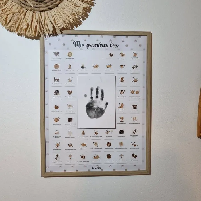 Affiche Mes Premières Fois à tamponner - Pack : Affiche A3 + Tampon dateur + Cadre Photo Beige (Modèle Ourson)-1