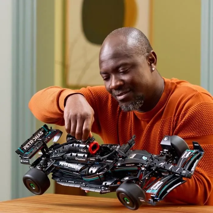 LEGO Technic 42171 Mercedes-AMG F1 W14 E Performance, Réplique, Décoration de Bureau-4