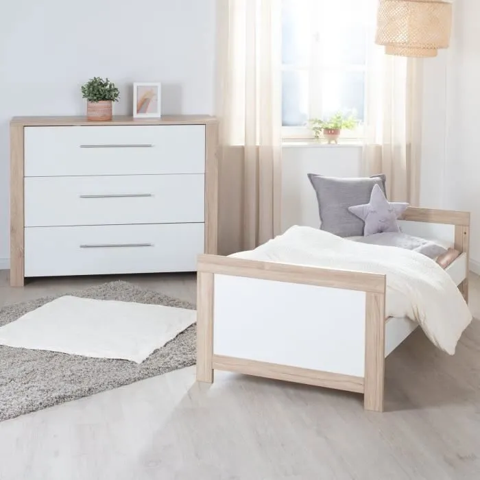 Chambre Bébé Complète ROBA - Malo - Lit Évolutif 70x140 cm + Commode à Langer + Armoire 3 Portes - Blanc - Décor Chêne-1