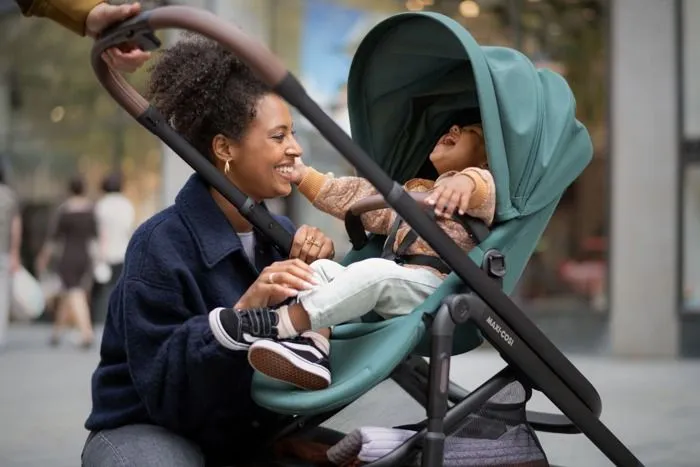 Bebeboutik MAXI COSI poussette Duo combinee Plaza Plus Luxe de la naissance a 4 ans 22kg Nacelle incluse Confortable Truffle