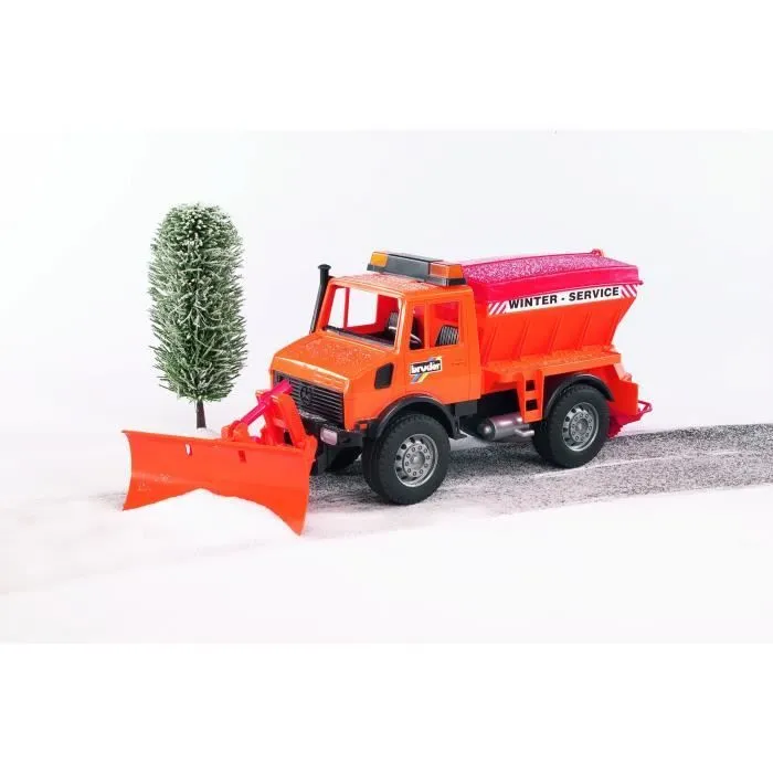Camion chasse neige - BRUDER - 47 cm - Lame avant - Distributeur à sel arrière - Intérieur-0