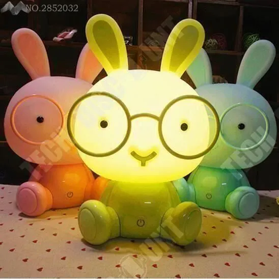 TD® Veilleuse de nuit motif Lapin lumière LED Lampe de Nuit De Noël Cadeau De Chevet Décor Enfants Lapins Lumière douce-1