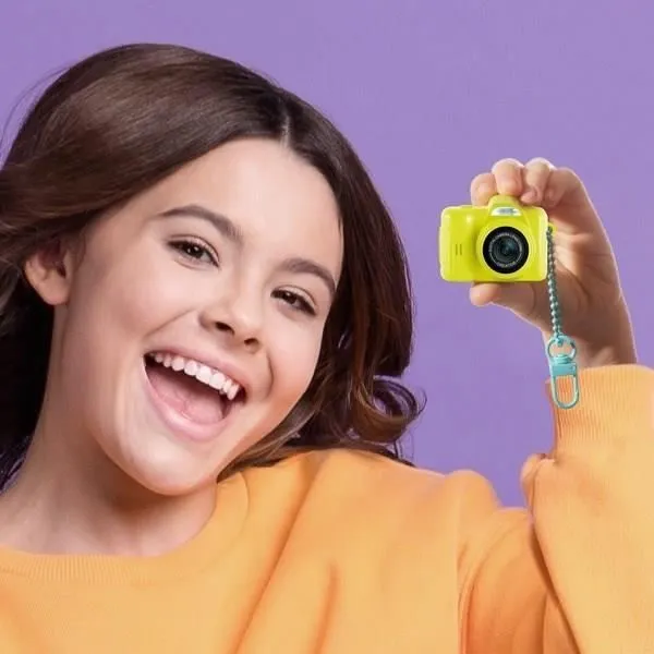 Canal Toys – Photo Creator – Appareil Photo et Vidéo Numérique Mini Cam’ – Pro - avec Porte-clé et Carte SD 1Go Incluse – CLK 062-2