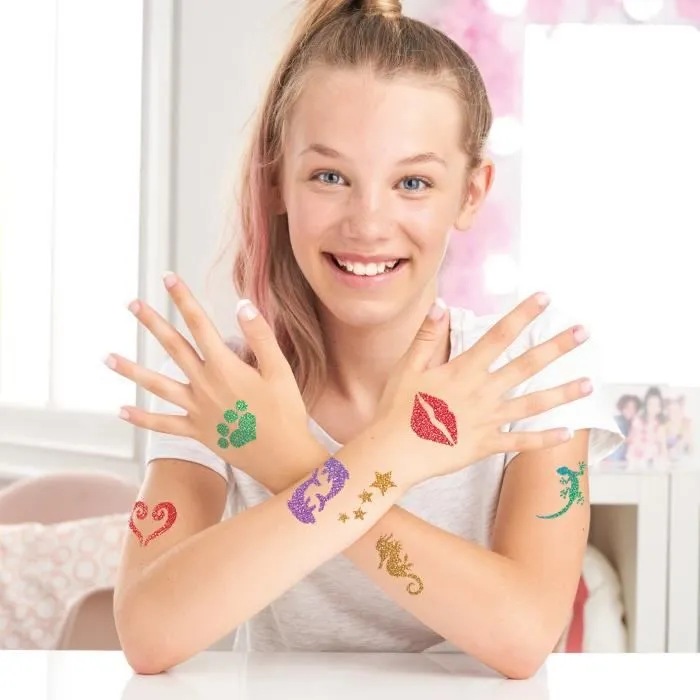 JEU DE TATOUAGE pailletés - TOMY - 28 pochoirs uniques - 4 couleurs scintillantes-0