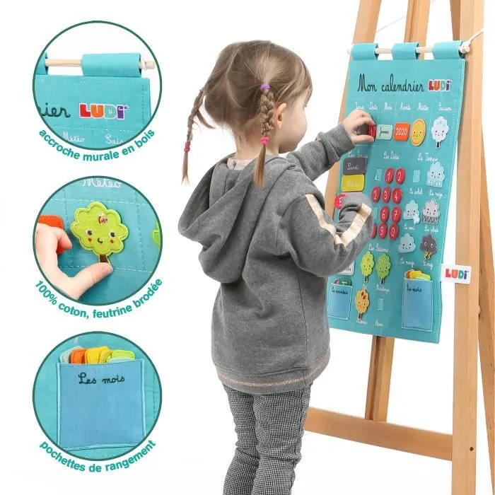 LUDI - Calendrier bleu pour enfant dès 3 ans. Panneau en tissu brodé 53 x 38 cm et accroche murale - 45 étiquettes amovibles-1
