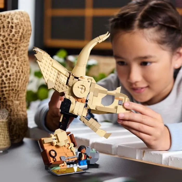 LEGO Jurassic World 76969 Les fossiles de dinosaures : le crâne du tricératops - Jeu 9 ans-4