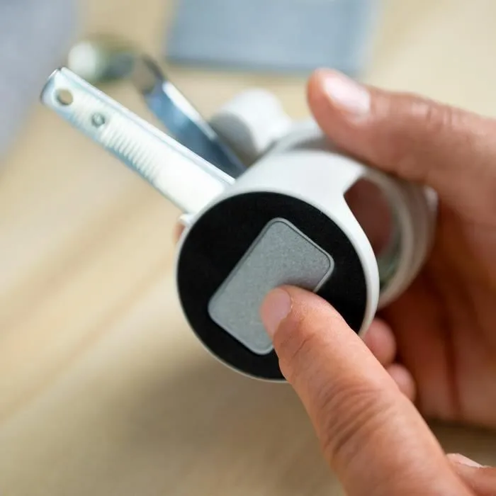 Coupe-ongles avec Lumière LED, Loupe et Lime Clail InnovaGoods-3
