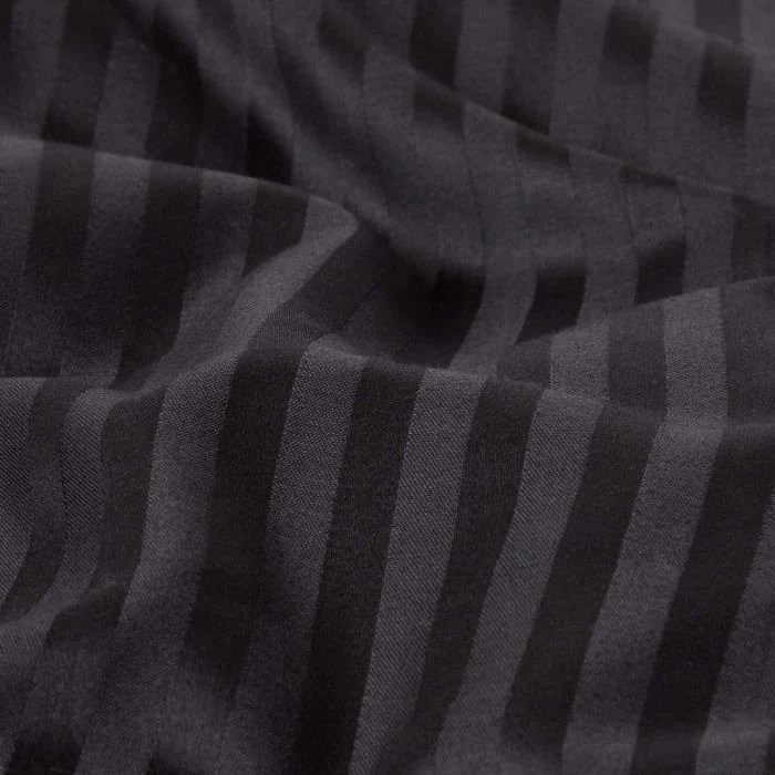 Housse de couette et taies d'oreiller unies en coton égyptien 330 fils Noir 230 x 220 cm-2
