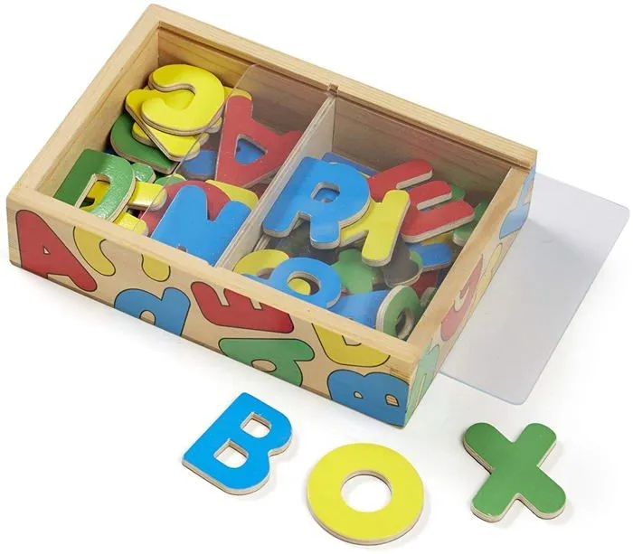 Jeu éducatif - MELISSA & DOUG - 52 Aimants Alphabet En Bois - Lettres majuscules et minuscules magnétiques-0