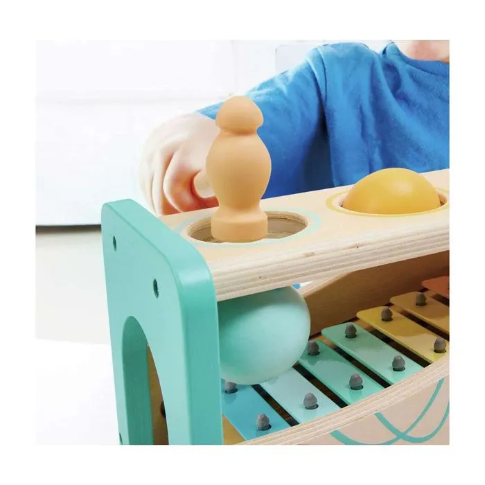 Banc a marteler en bois --2