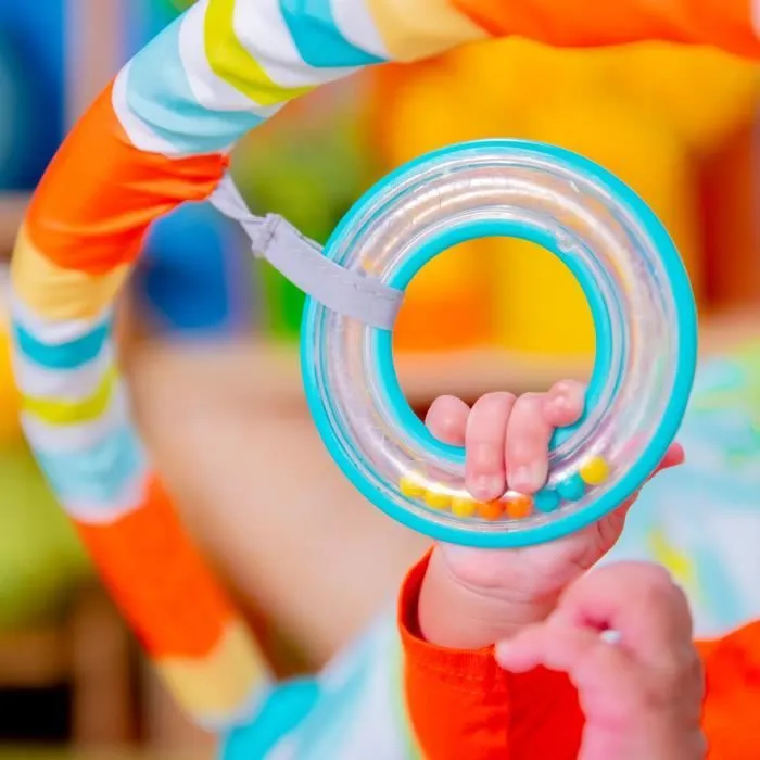 BRIGHT STARTS Transat bébé Toucan, Vibrations apaisantes, Arche d'éveil avec jouets interactifs-4