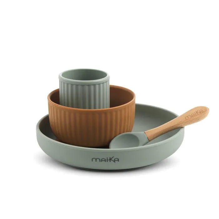 MAÏKA Coffret Repas en Silicone vert, contient 1 assiette avec ventouse, 1 bol avec ventouse, 1 gobelet et 1 cuillère-0