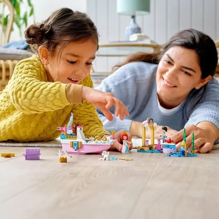 LEGO® Disney Princess 43191 Le bateau de mariage d’Ariel, Jouet la Petite Sirène, Idée Cadeau pour Enfants de 4 ans et plus-3
