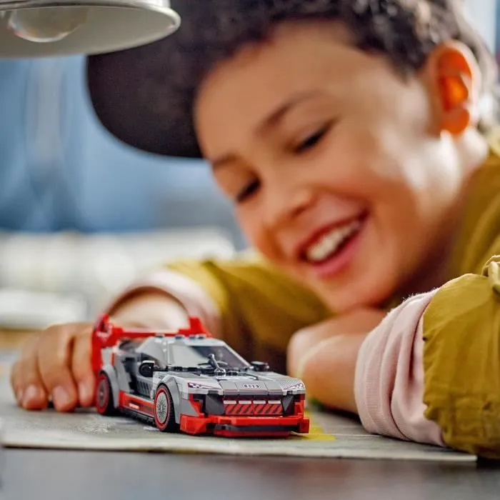 LEGO Speed Champions 76921 Voiture de Course Audi S1 e-Tron Quattro, Véhicule Jouet-4