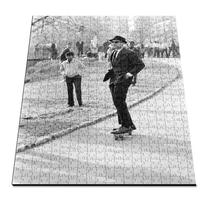 Puzzle Classique 500 pièces Swag Homme en Costume Sur Un Skate Central Park New York-2
