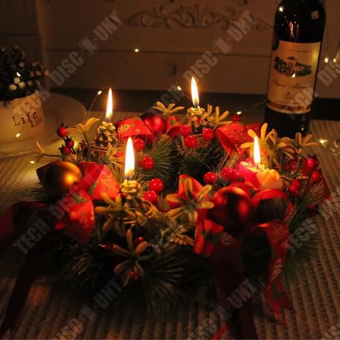 TD® Couronne de bougies de Noël 30*30CM Bougeoir design Simulation d'aiguilles de pin Décoration de bureau Couronne de Noël pour por-1