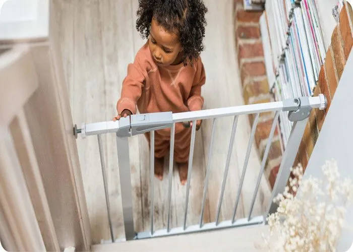 MoMi PAXI PLUS – Barrière de sécurité – Barrière escalier pour enfant 75-82cm (max 103cm) - Installation Facile sans Vis – Noir-4