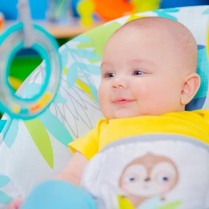 BRIGHT STARTS Transat bébé Toucan, Vibrations apaisantes, Arche d'éveil avec jouets interactifs-3