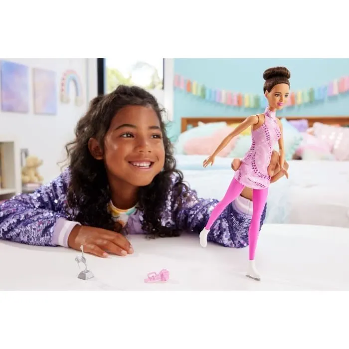 Barbie-Poupée Patineuse Artistique avec tenue amovible et trophée HRG37-2