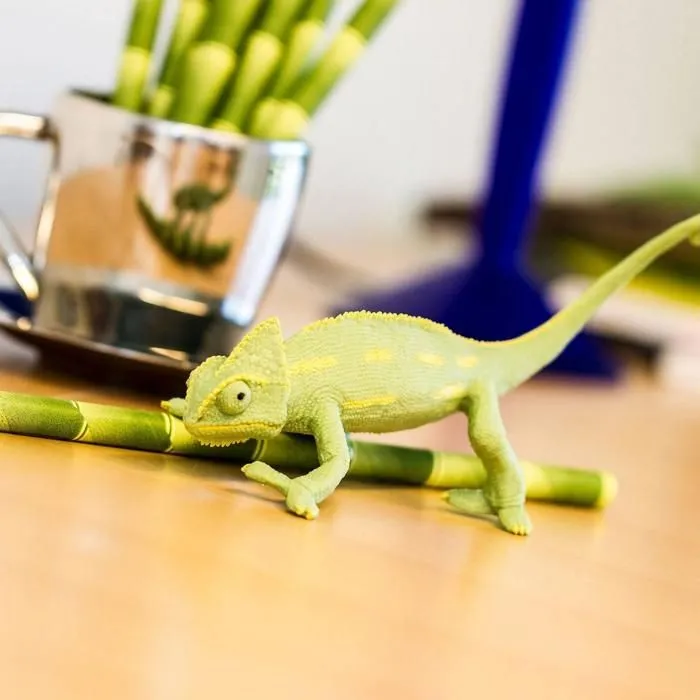 Figurine cameleon bebe-5